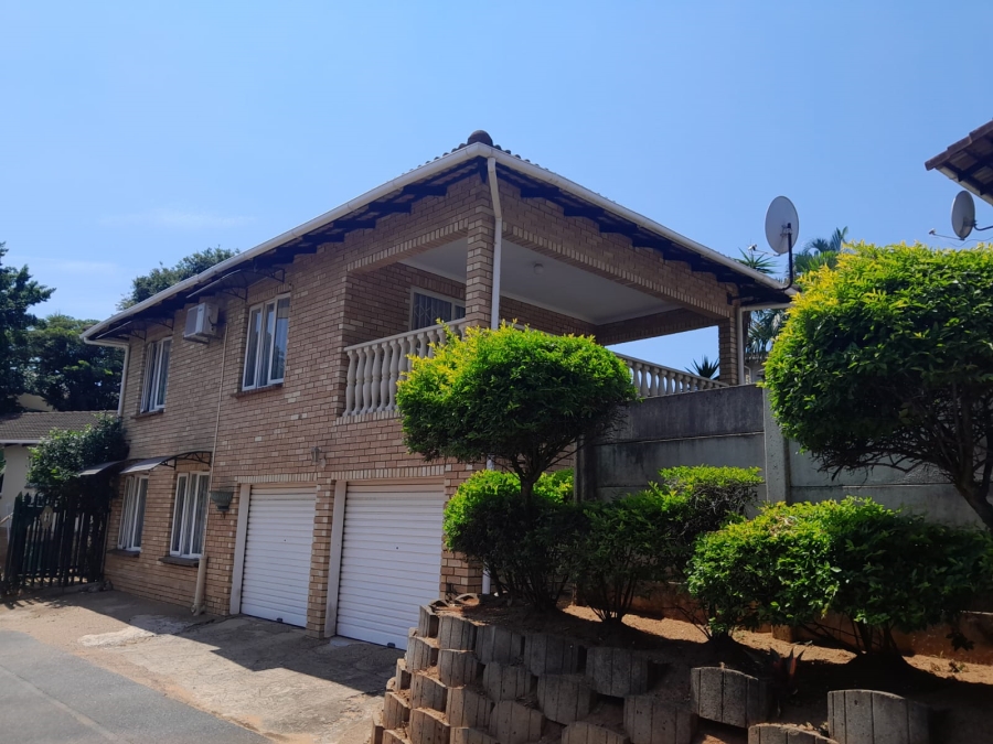 4 Bedroom Property for Sale in Amanzimtoti KwaZulu-Natal