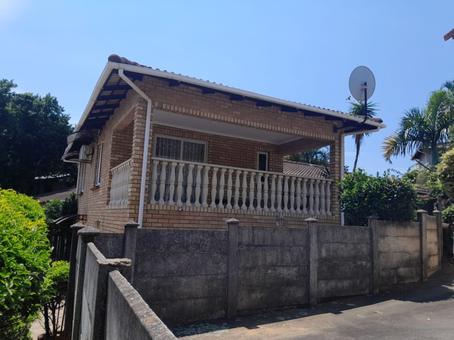 4 Bedroom Property for Sale in Amanzimtoti KwaZulu-Natal