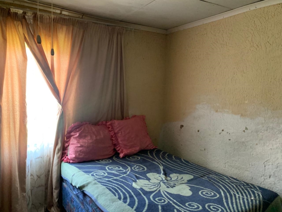 2 Bedroom Property for Sale in Madadeni KwaZulu-Natal