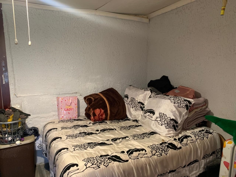 2 Bedroom Property for Sale in Madadeni KwaZulu-Natal