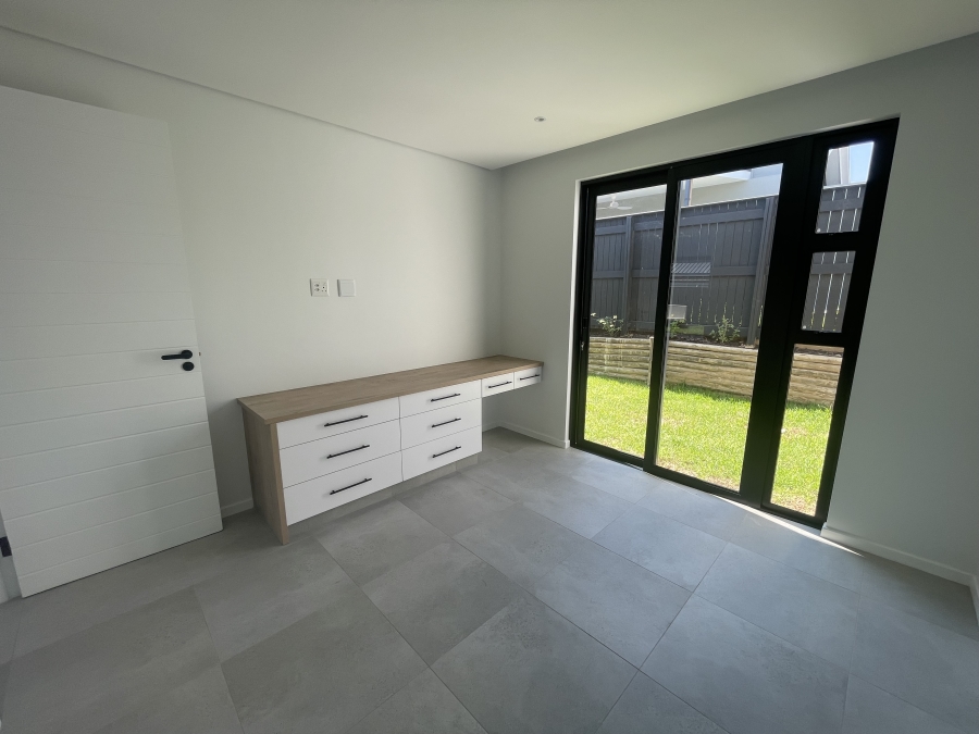 4 Bedroom Property for Sale in Elaleni Coastal Forest Estate KwaZulu-Natal