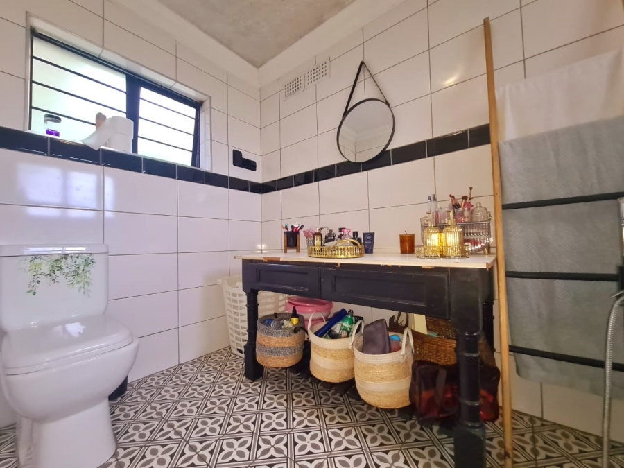 4 Bedroom Property for Sale in Mandeni KwaZulu-Natal