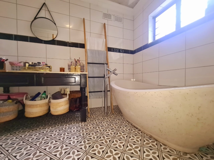 4 Bedroom Property for Sale in Mandeni KwaZulu-Natal