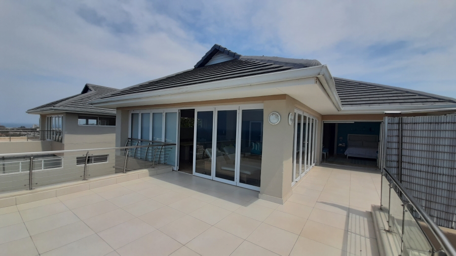 To Let 4 Bedroom Property for Rent in Ballito Central KwaZulu-Natal
