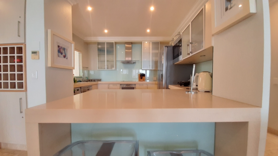 To Let 4 Bedroom Property for Rent in Ballito Central KwaZulu-Natal