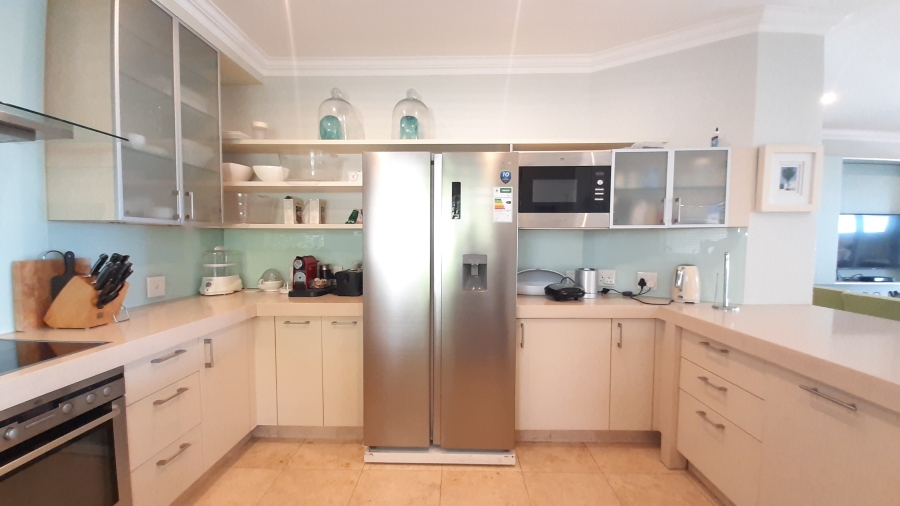 To Let 4 Bedroom Property for Rent in Ballito Central KwaZulu-Natal