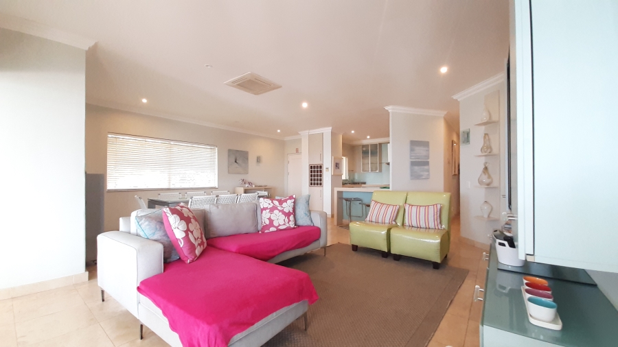 To Let 4 Bedroom Property for Rent in Ballito Central KwaZulu-Natal