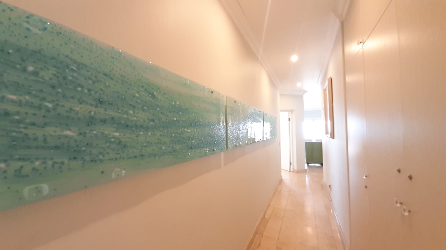 To Let 4 Bedroom Property for Rent in Ballito Central KwaZulu-Natal