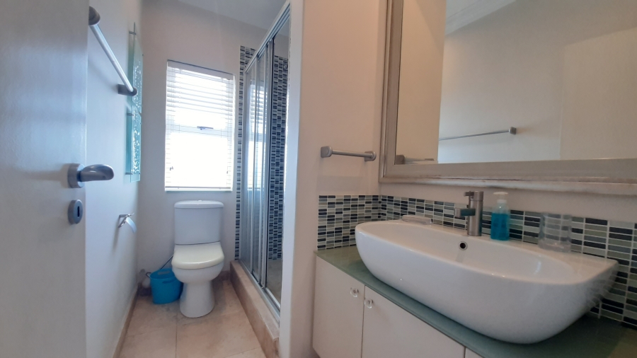 To Let 4 Bedroom Property for Rent in Ballito Central KwaZulu-Natal