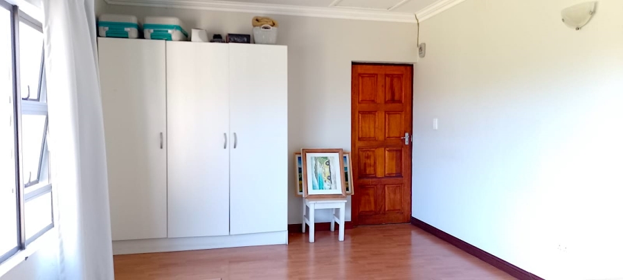 5 Bedroom Property for Sale in Palm Lakes Estate KwaZulu-Natal