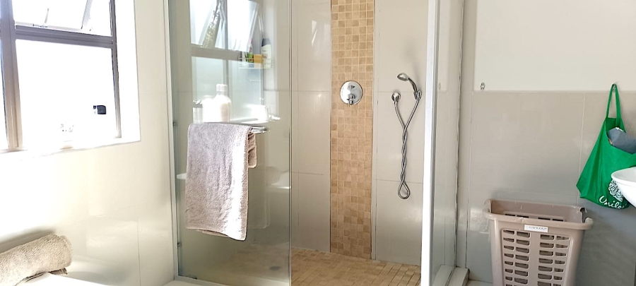 5 Bedroom Property for Sale in Palm Lakes Estate KwaZulu-Natal