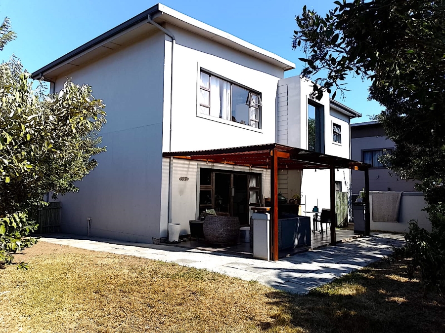 5 Bedroom Property for Sale in Palm Lakes Estate KwaZulu-Natal