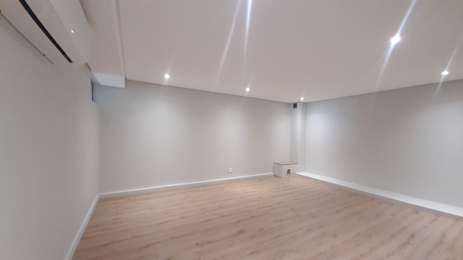 3 Bedroom Property for Sale in La Lucia KwaZulu-Natal