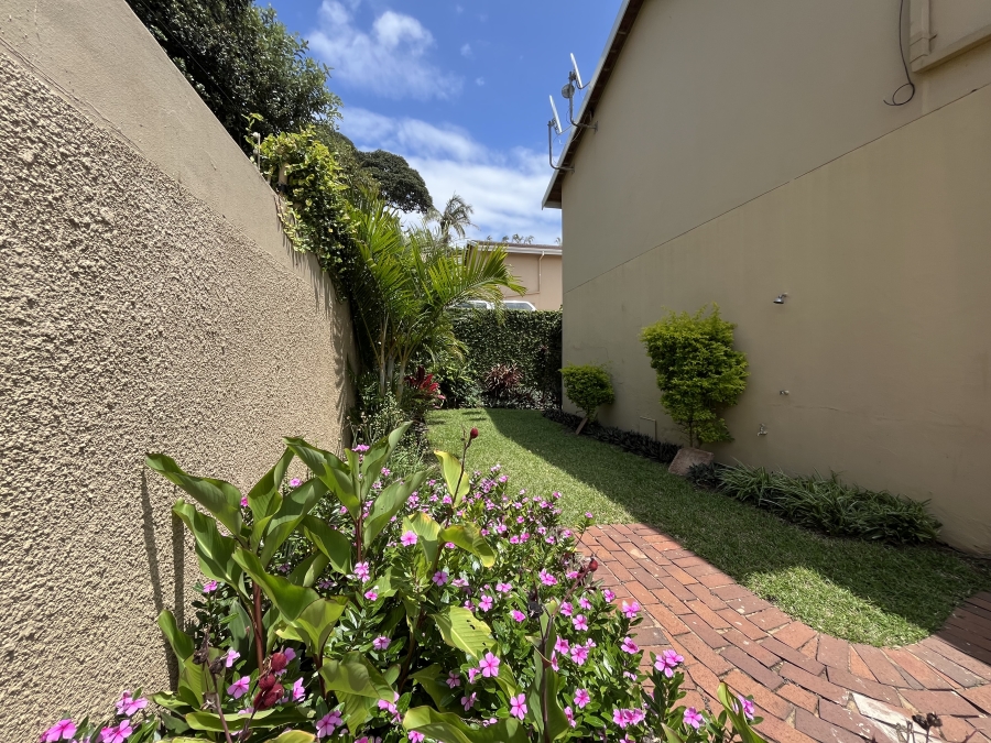 3 Bedroom Property for Sale in Shakas Rock KwaZulu-Natal