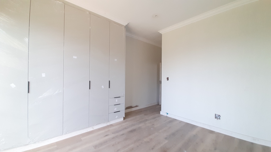 4 Bedroom Property for Sale in New Salt Rock City KwaZulu-Natal