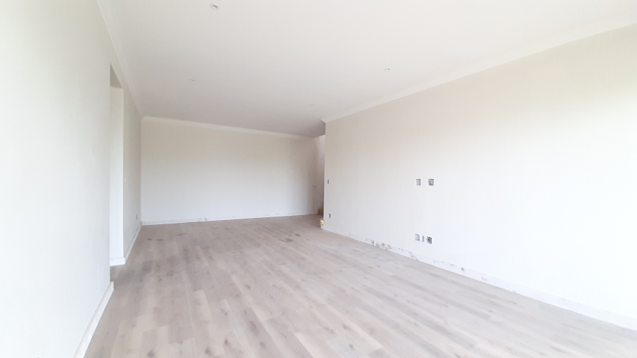 4 Bedroom Property for Sale in New Salt Rock City KwaZulu-Natal