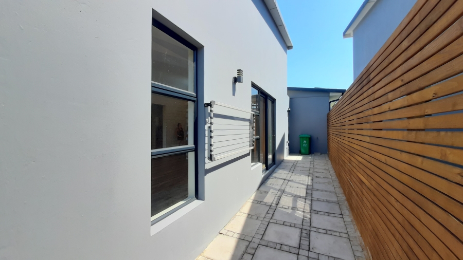 2 Bedroom Property for Sale in Salt Rock KwaZulu-Natal