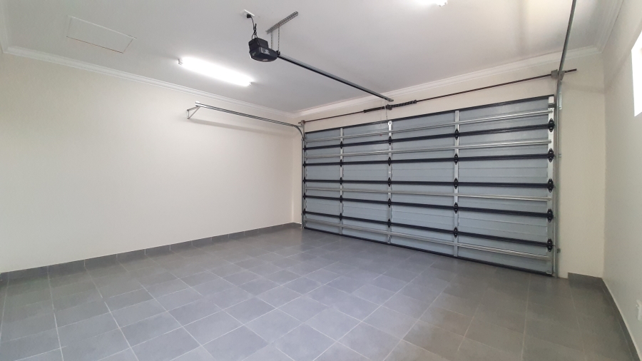 2 Bedroom Property for Sale in Salt Rock KwaZulu-Natal