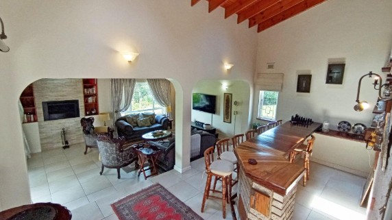 4 Bedroom Property for Sale in Kloof KwaZulu-Natal