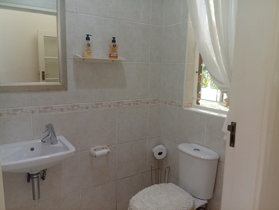 4 Bedroom Property for Sale in Kloof KwaZulu-Natal