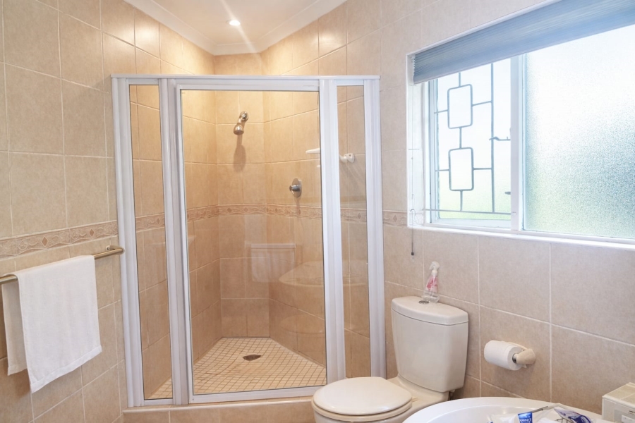 4 Bedroom Property for Sale in Kloof KwaZulu-Natal