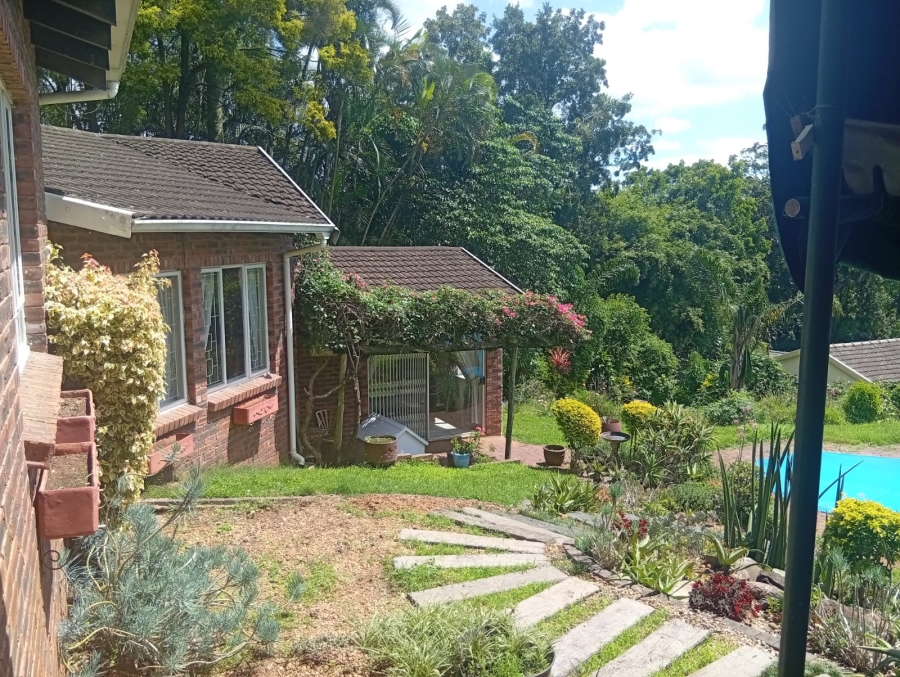 4 Bedroom Property for Sale in Kloof KwaZulu-Natal
