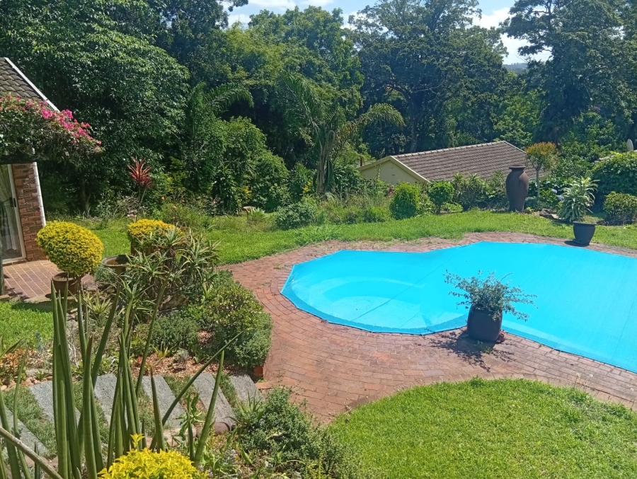 4 Bedroom Property for Sale in Kloof KwaZulu-Natal