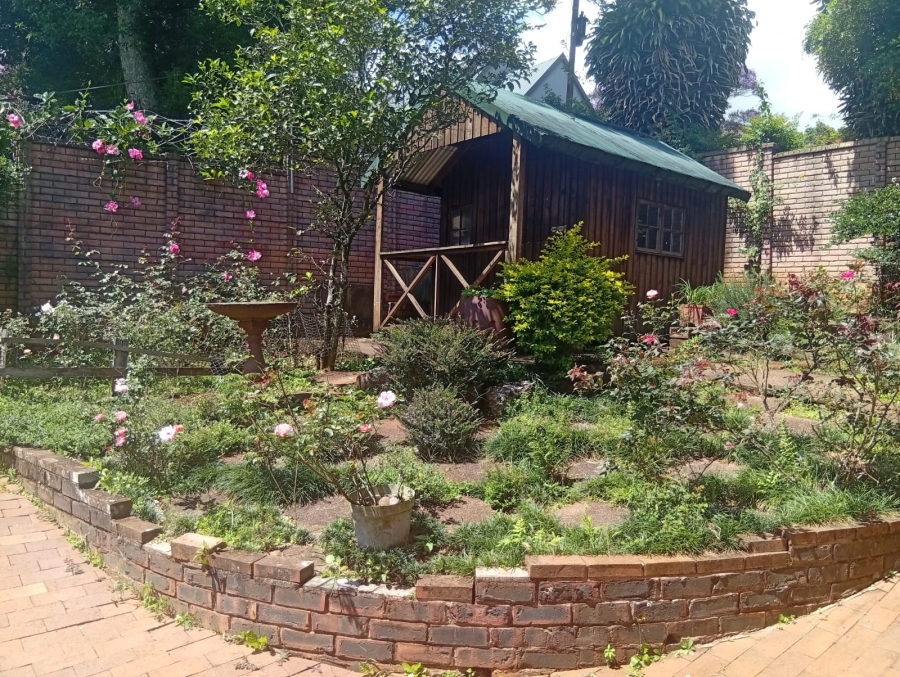 4 Bedroom Property for Sale in Kloof KwaZulu-Natal