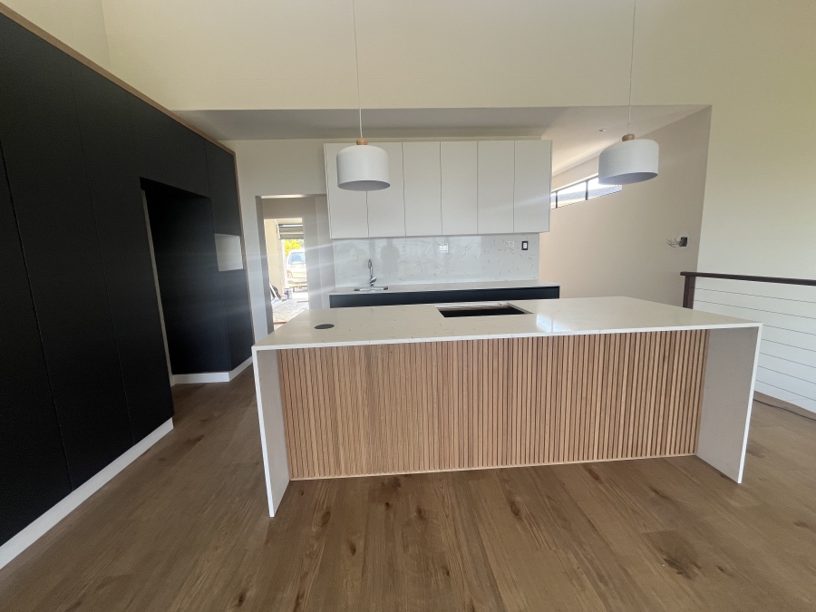 3 Bedroom Property for Sale in Salt Rock KwaZulu-Natal