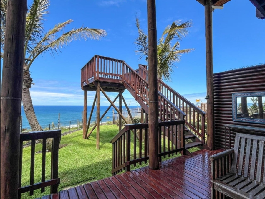 3 Bedroom Property for Sale in Tinley Manor KwaZulu-Natal