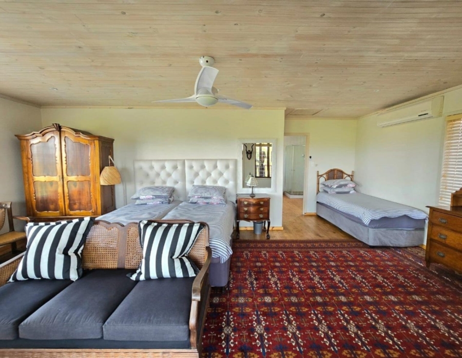 3 Bedroom Property for Sale in Tinley Manor KwaZulu-Natal