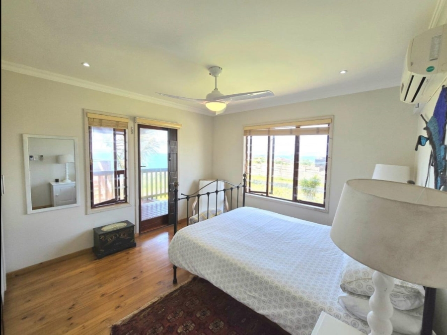 3 Bedroom Property for Sale in Tinley Manor KwaZulu-Natal