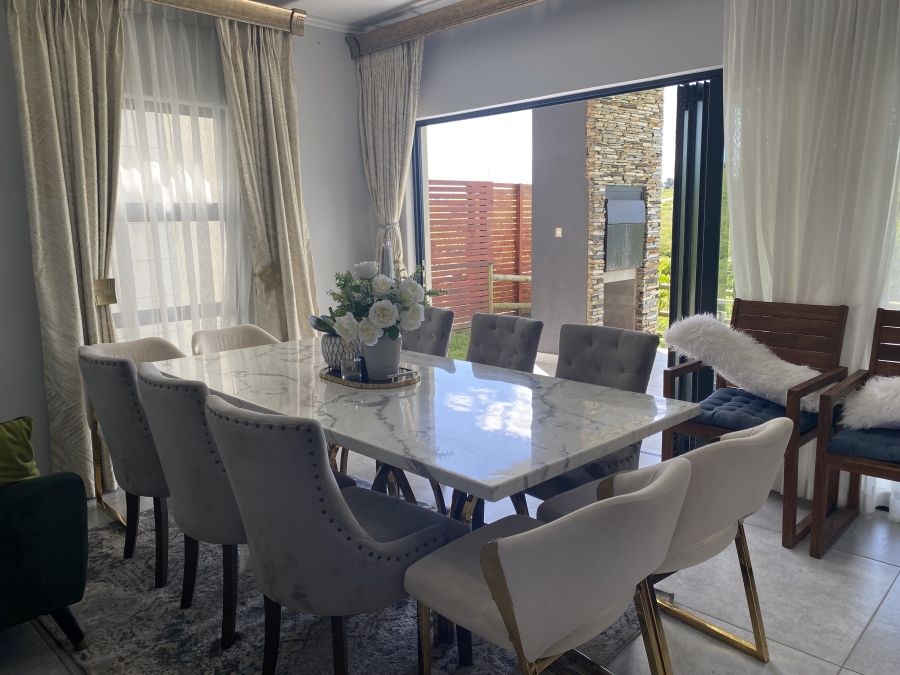 3 Bedroom Property for Sale in Palm Lakes Estate KwaZulu-Natal