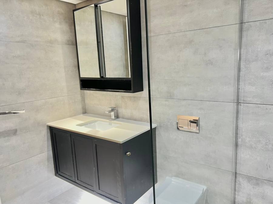 2 Bedroom Property for Sale in Umhlanga KwaZulu-Natal