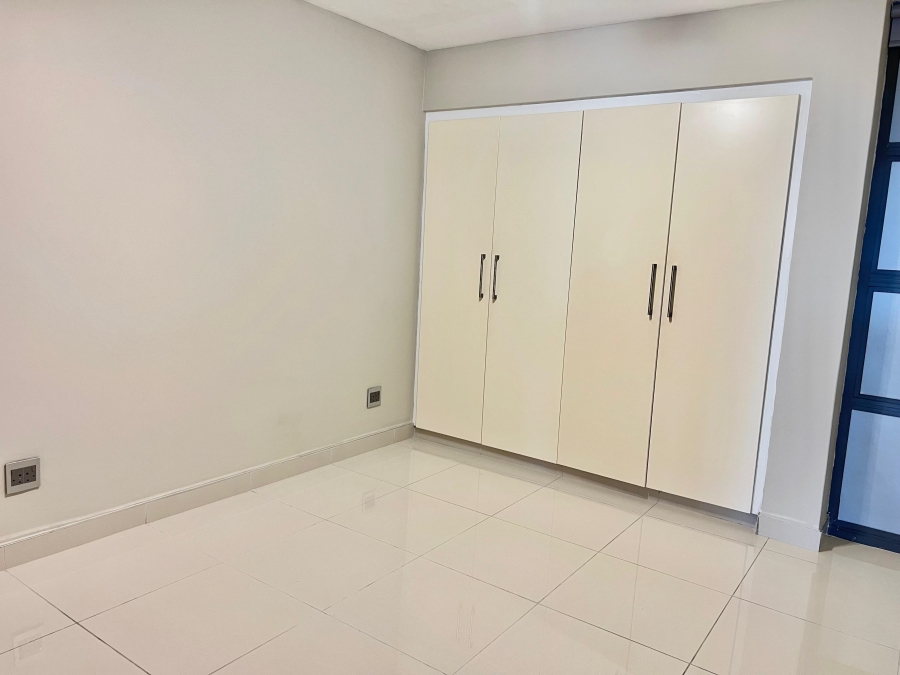 2 Bedroom Property for Sale in Umhlanga KwaZulu-Natal
