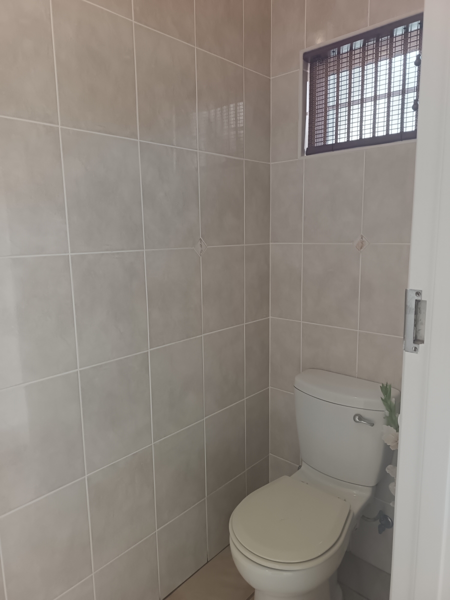 2 Bedroom Property for Sale in Umhlanga KwaZulu-Natal