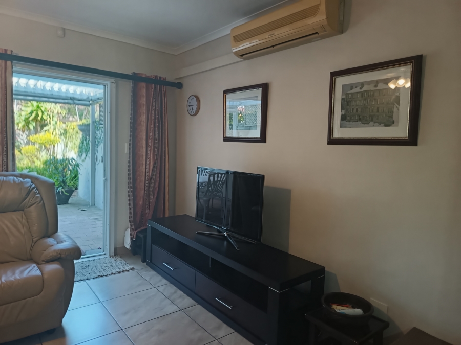 2 Bedroom Property for Sale in Umhlanga KwaZulu-Natal