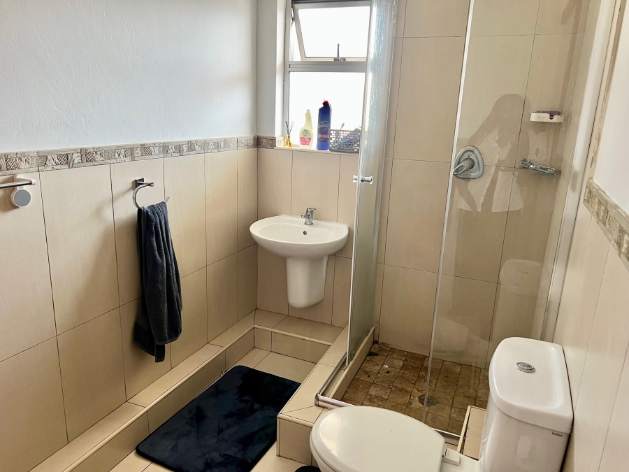 1 Bedroom Property for Sale in Umhlanga KwaZulu-Natal