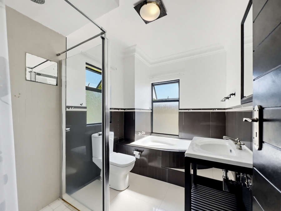 4 Bedroom Property for Sale in Dunkirk Estate KwaZulu-Natal