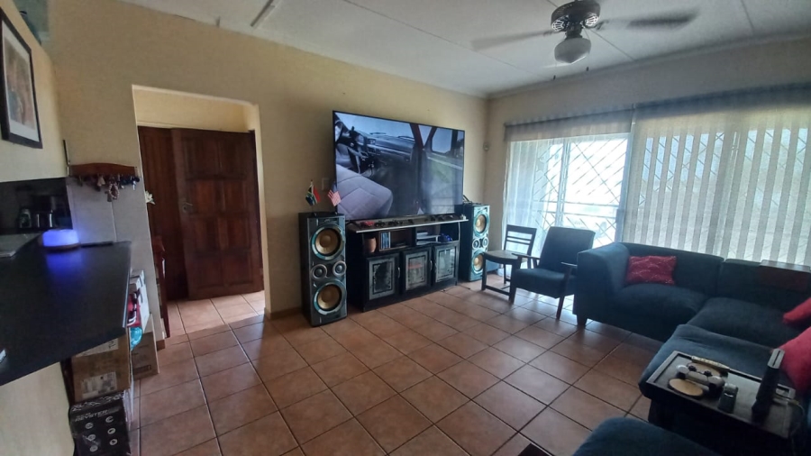 To Let 3 Bedroom Property for Rent in Birdswood KwaZulu-Natal