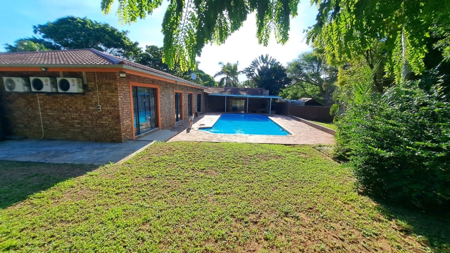 4 Bedroom Property for Sale in Meer En See KwaZulu-Natal