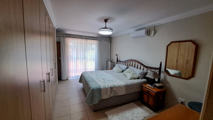 4 Bedroom Property for Sale in Meer En See KwaZulu-Natal