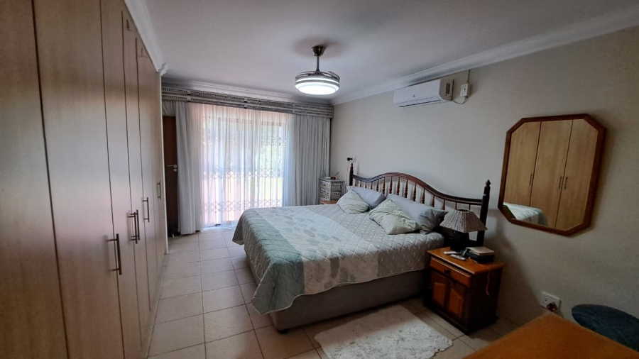 4 Bedroom Property for Sale in Meer En See KwaZulu-Natal