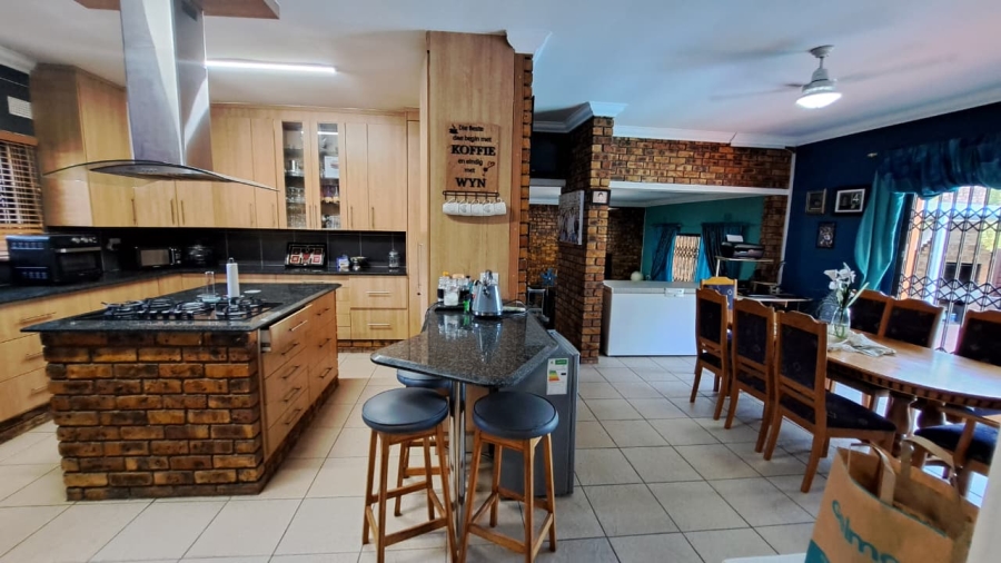 4 Bedroom Property for Sale in Meer En See KwaZulu-Natal
