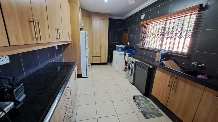 4 Bedroom Property for Sale in Meer En See KwaZulu-Natal