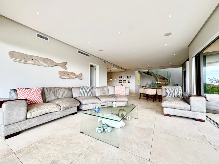 To Let 5 Bedroom Property for Rent in Izinga Park KwaZulu-Natal