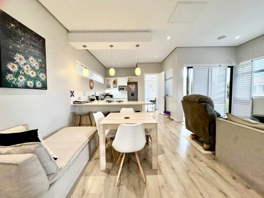 To Let 5 Bedroom Property for Rent in Izinga Park KwaZulu-Natal