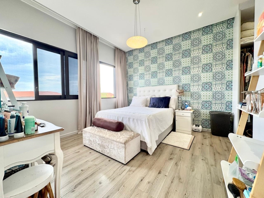 To Let 5 Bedroom Property for Rent in Izinga Park KwaZulu-Natal