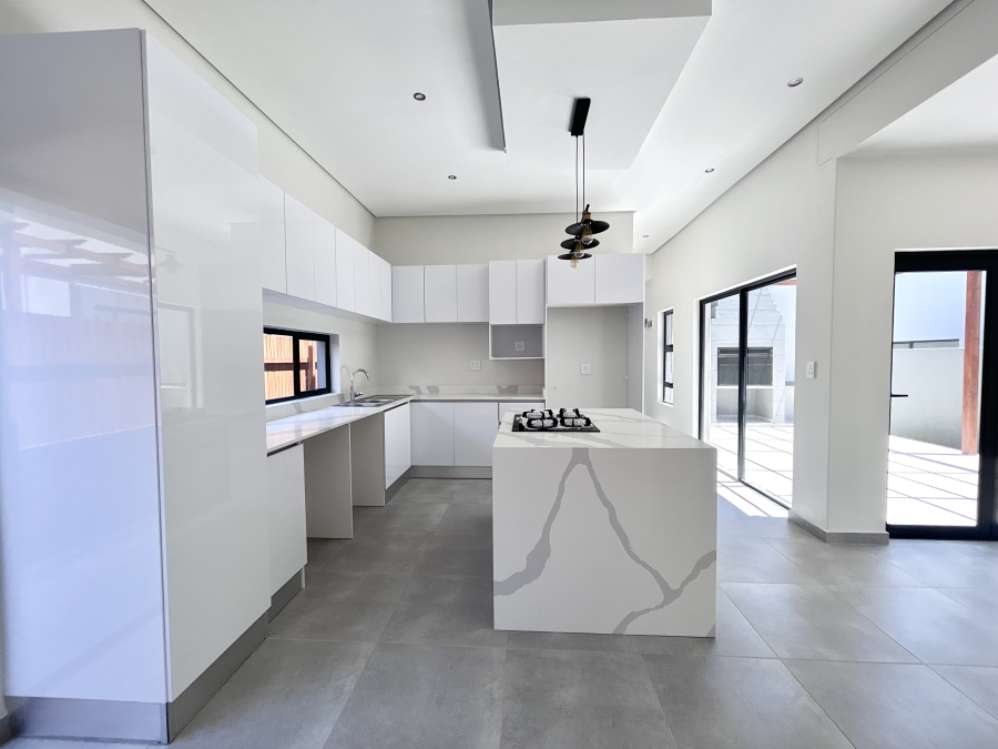 3 Bedroom Property for Sale in Palm Lakes Estate KwaZulu-Natal