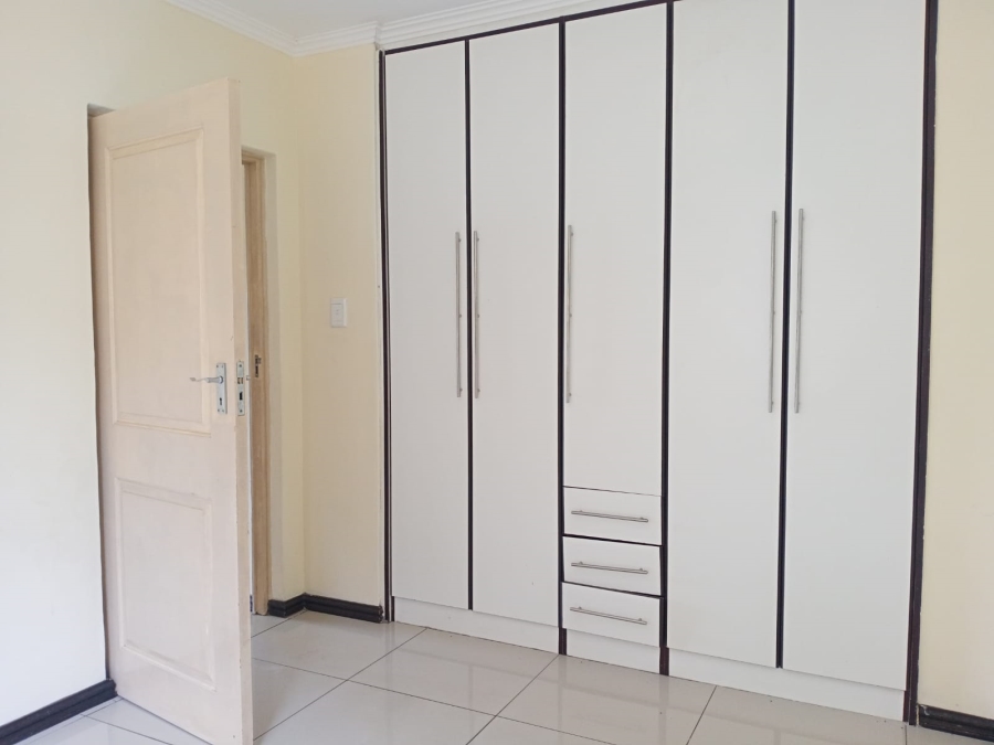 2 Bedroom Property for Sale in Westbrook KwaZulu-Natal